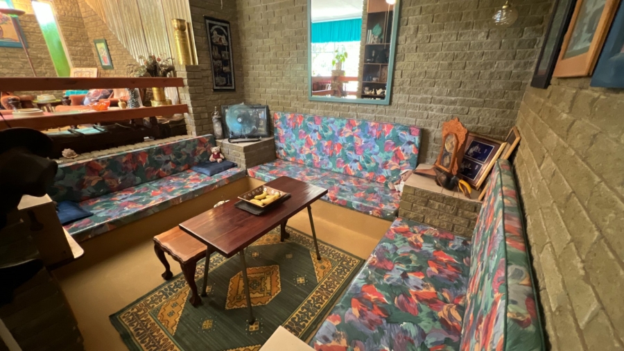 5 Bedroom Property for Sale in Langenhovenpark Free State